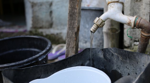 Water tap