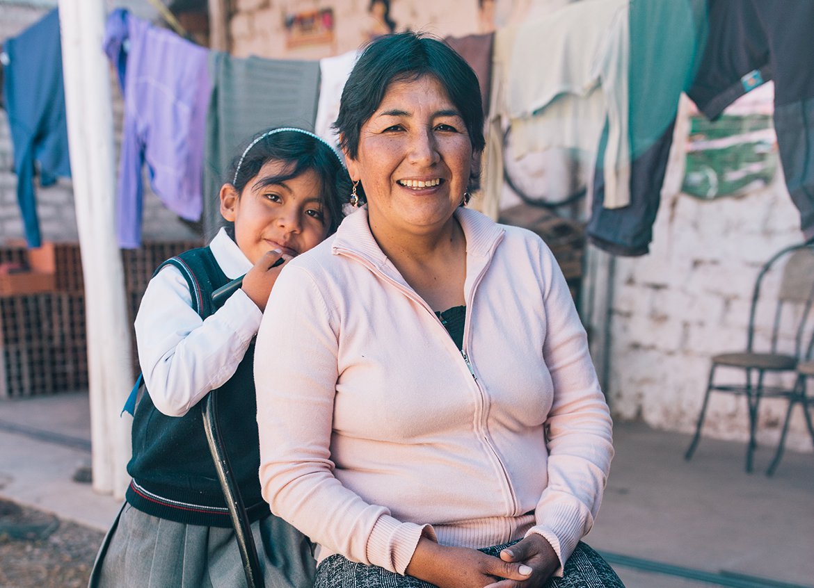 Yeni and her daughter Samina in the village of Sausa in Juaja